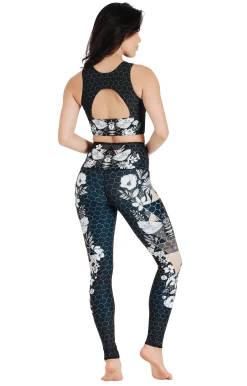 Beeloved Blackout Printed Yoga Legging -Yoga Democracy 1103 BEELOVEDBO FULLBODY removebg