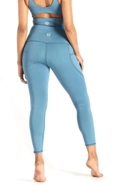 7/8 Boundless Legging With Pockets In Ocean -Yoga Democracy 1115 SOLIDS BLUE BACK sw