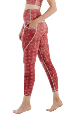 7/8 Boundless Legging With Pockets In Terracotta Time -Yoga Democracy 1115 terracotta Side removebg sw