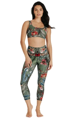 Green Thumb Printed Yoga Crops -Yoga Democracy 1201 GT FULLBODY removebg