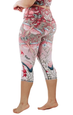 Pretty In Pink Printed Yoga Crops -Yoga Democracy 1201 PIP side removebg