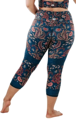 Festival Denim Printed Yoga Crops -Yoga Democracy 1201 festival back removebg