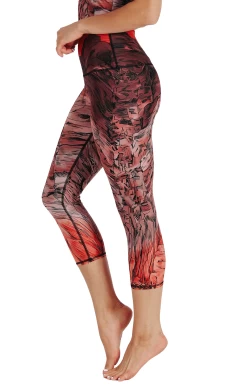 Red Rocks Printed Yoga Crops -Yoga Democracy 1201 redrocks left removebg