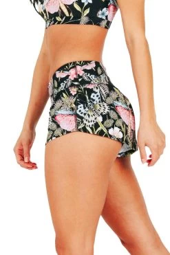 Flow Short In Pretty In Black -Yoga Democracy 1305130 Pretty In Black Flow Short Side 4