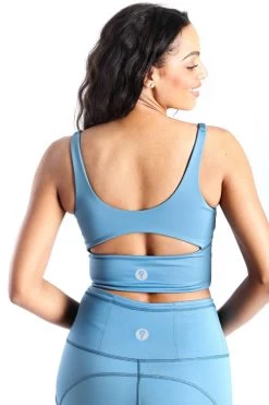 Limitless Sports Bra In Ocean - Medium Support, A - E Cups 10 Limitless Sports Bra In Ocean - Medium Support, A - E Cups -Yoga Democracy 1306 SOLIDS BLUE DETAIL