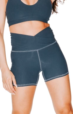 New Products 17 Movement Short In Steele Gray