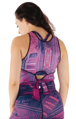 Reversible Knot Top In Vibrant Cirebon -Yoga Democracy 1606 VibrantCirebon Back4 removebg