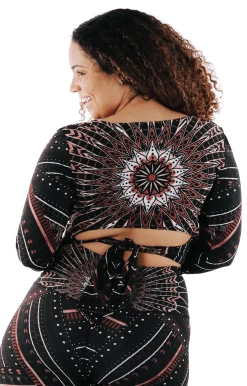 Ballet Barre Long Sleeve In Humble Warrior -Yoga Democracy 1608 humble back removebg