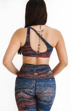 The Maverick Bra In Pedra -Yoga Democracy 1610 Mountain back