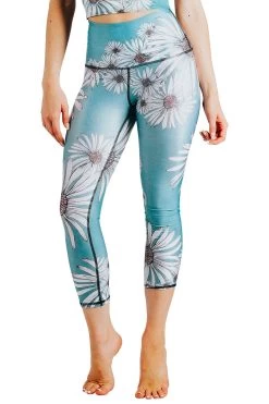 Flower Child Printed Yoga Crops 11 Flower Child Printed Yoga Crops -Yoga Democracy Cropped 1201 front1 flowerchild 06de1c88 e005 4c0c a477 19d51c499415